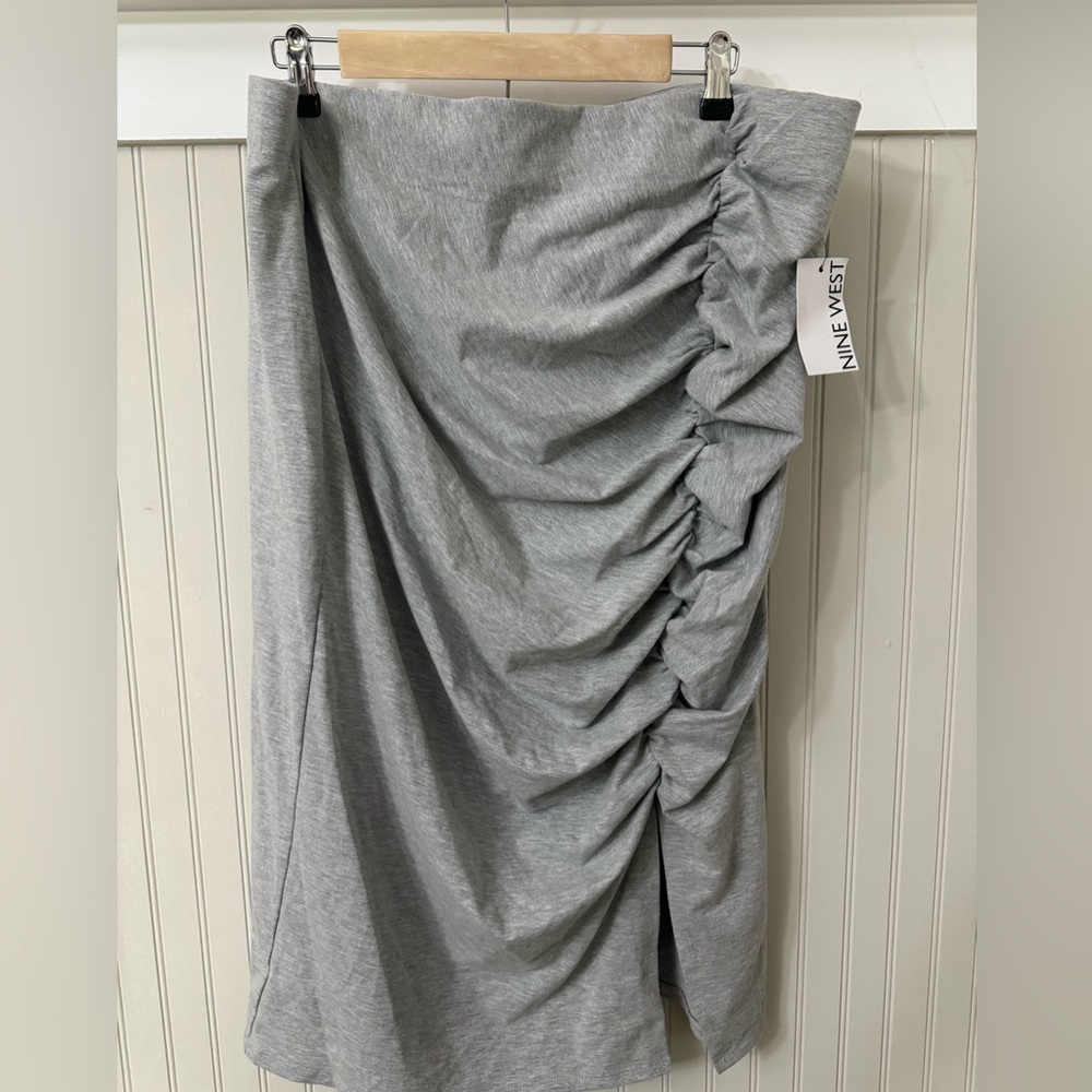 NWT Nine West Skirt
